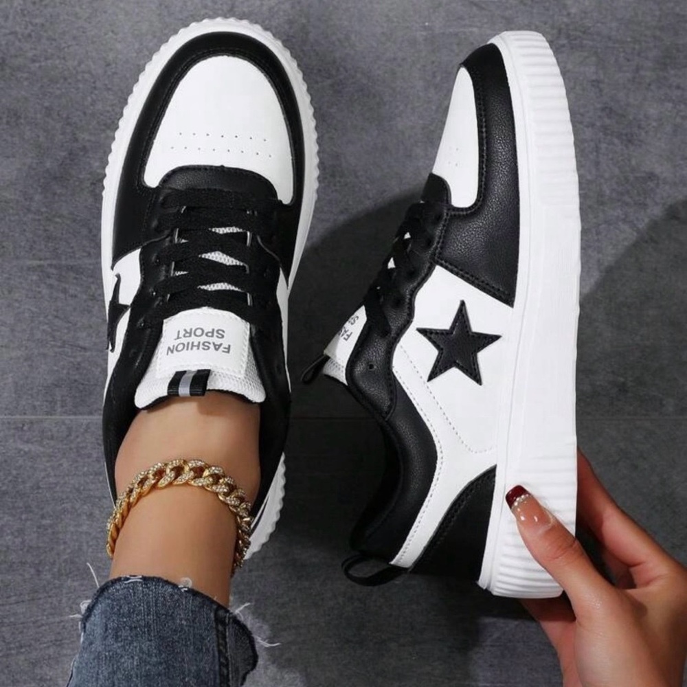 Black and White Women's Fashion Sport Sneakers